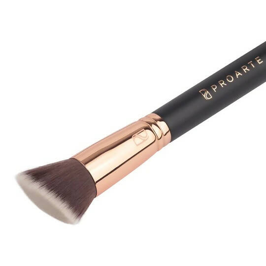 Proarte Flat Angled Kabuki Brush AK-39