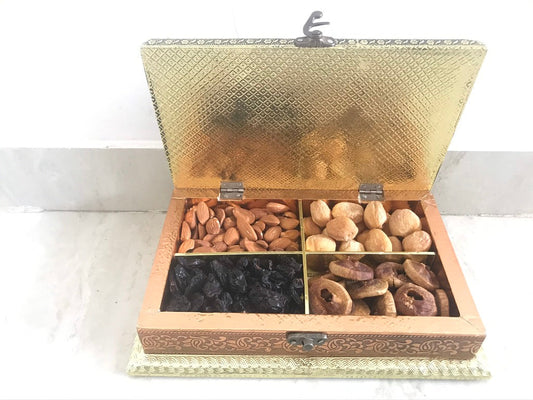 SK Mithaii Assorted Dry Fruit Gift Box | Almond | Figs | Apricot | Black Resins | Birthday Gift | Christmas Gift | New Year Gift - BUDNE