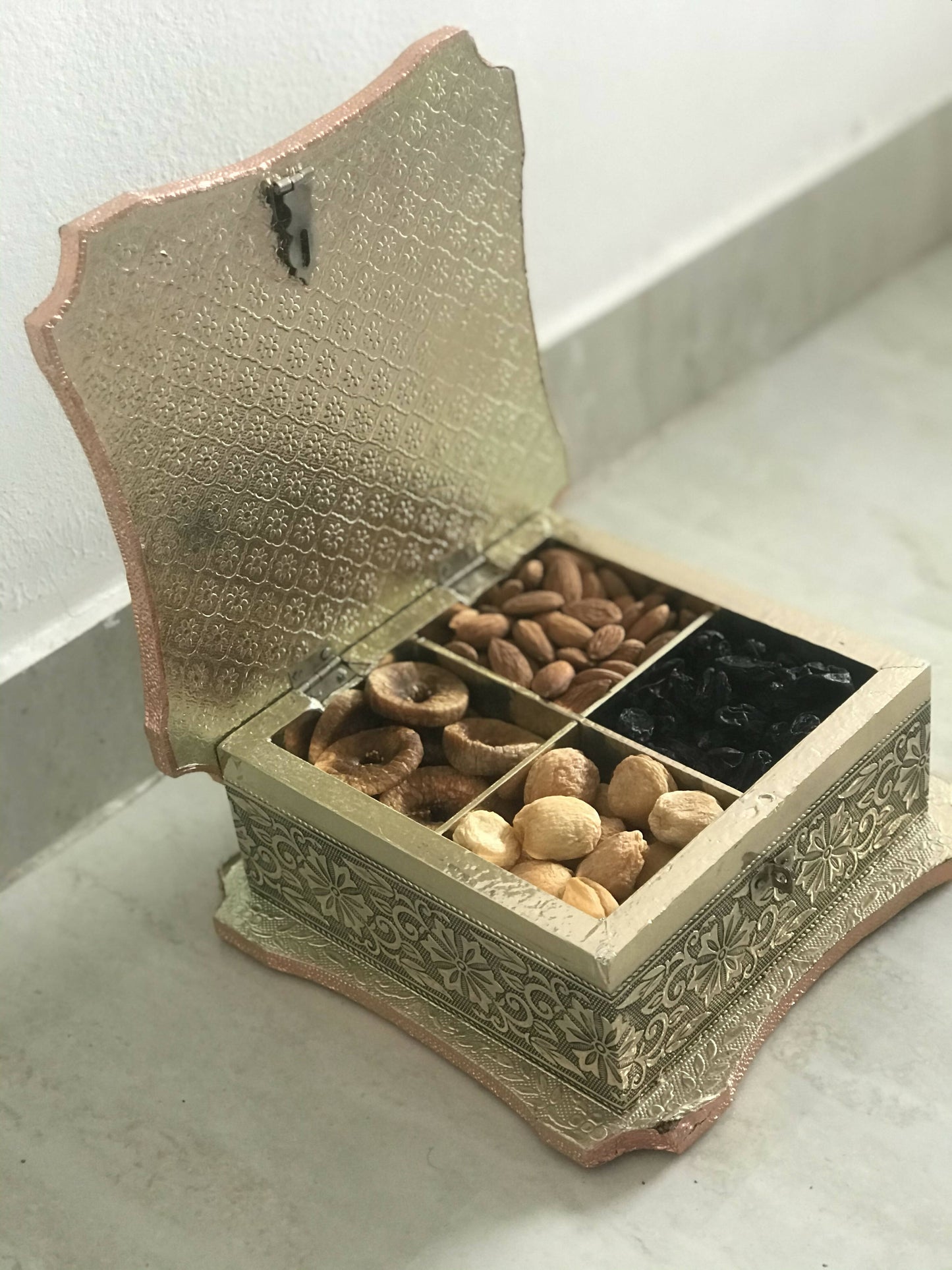 SK Mithaii | Assorted Meenakari Design Dry Fruit Box | Almonds | Apricots | Figs | Black Resins